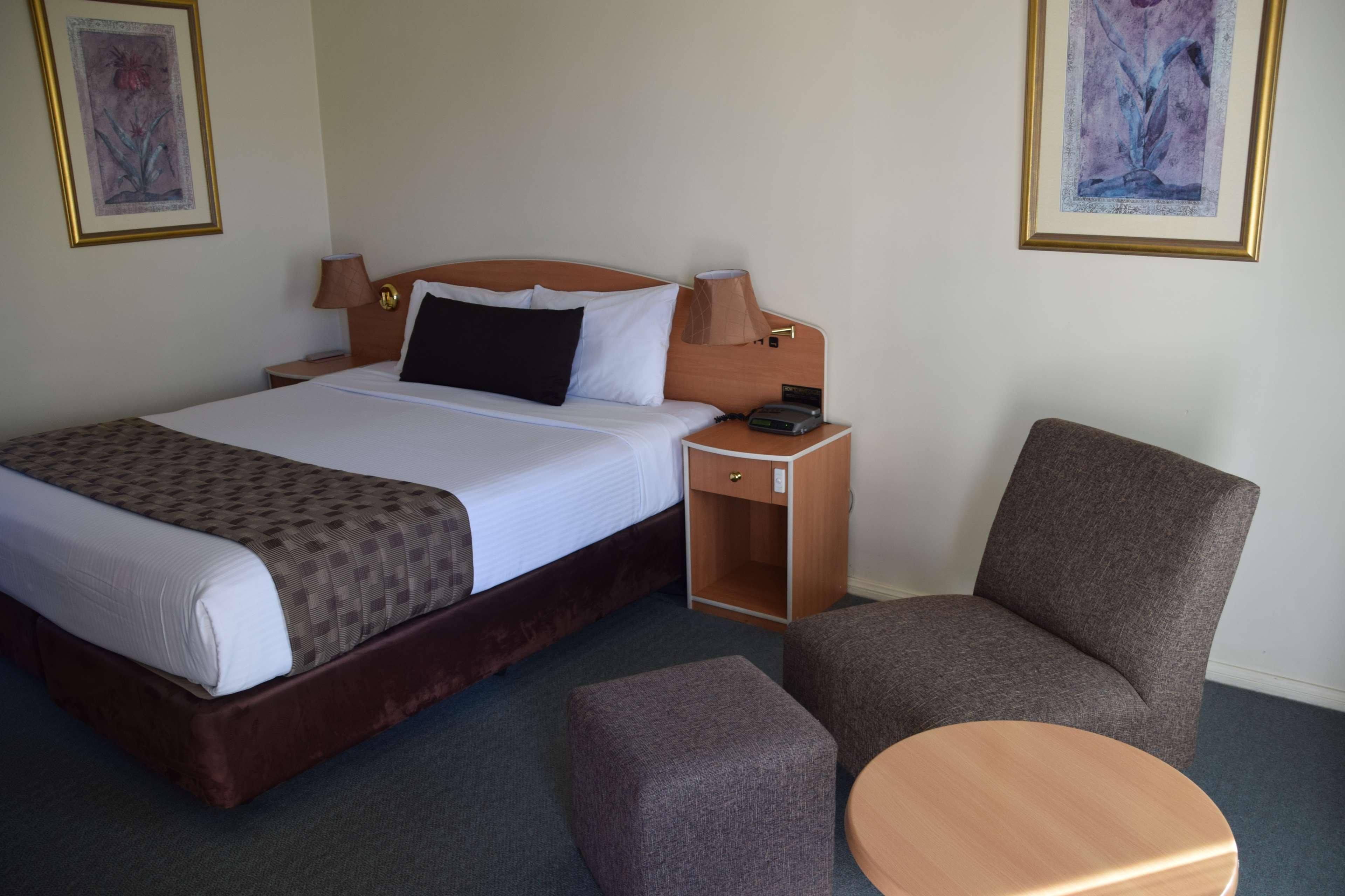Best Western Coachman'S Inn Motel Батерст Экстерьер фото