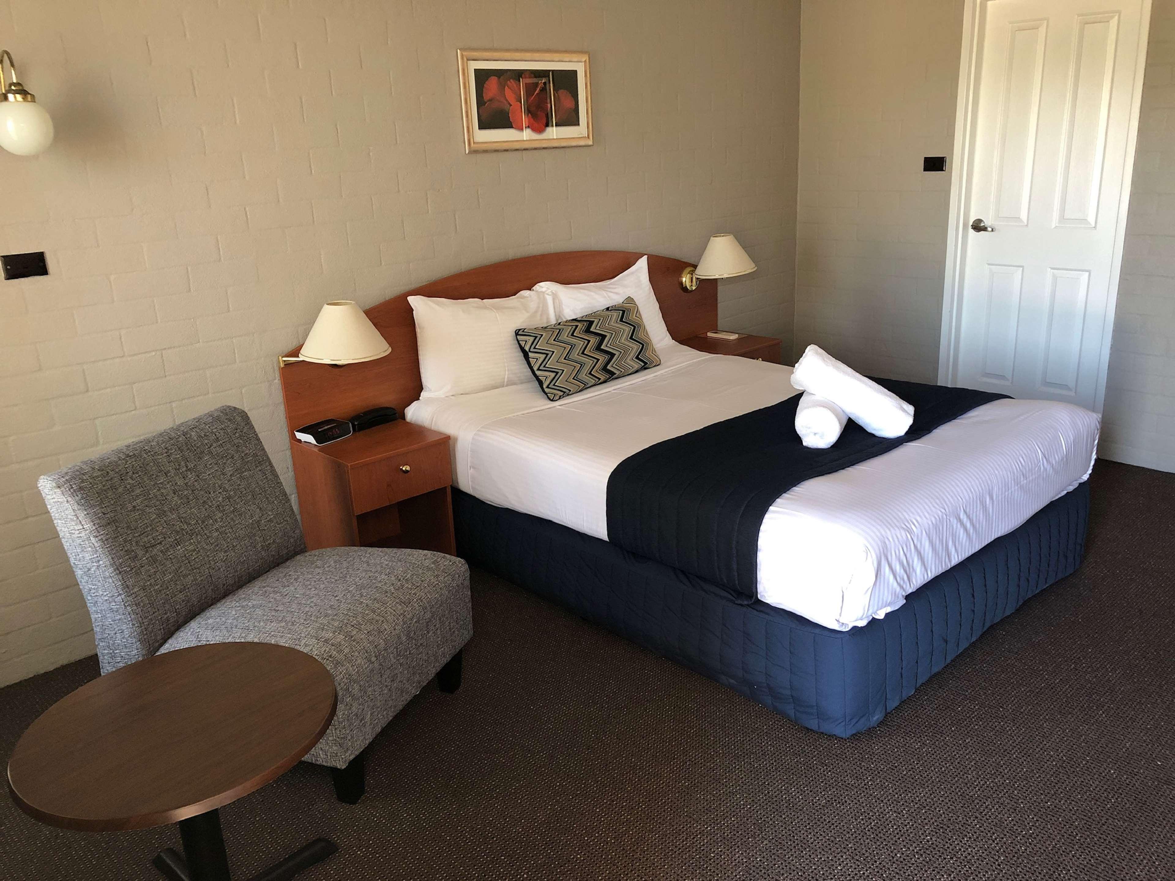 Best Western Coachman'S Inn Motel Батерст Экстерьер фото