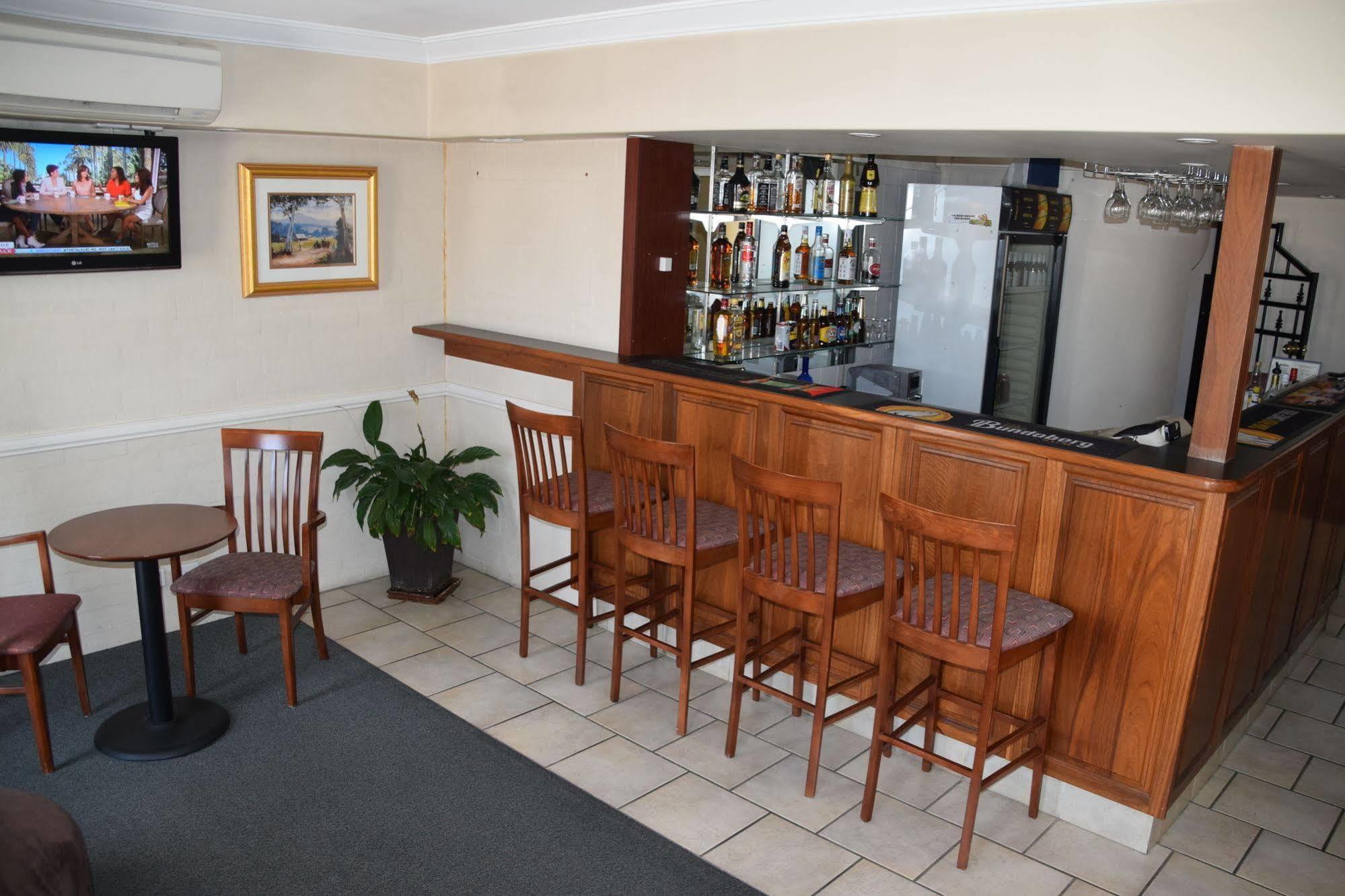 Best Western Coachman'S Inn Motel Батерст Экстерьер фото