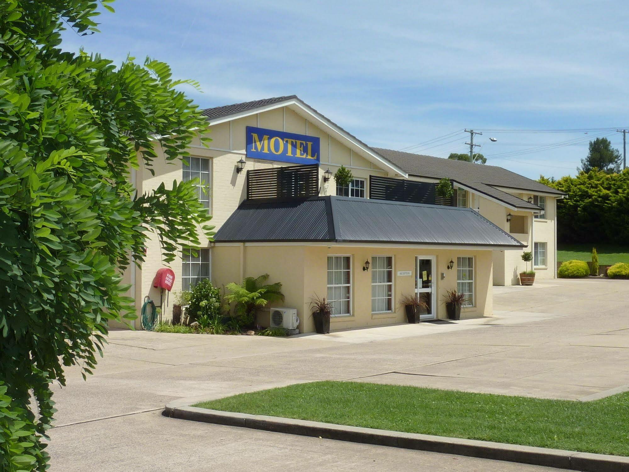 Best Western Coachman'S Inn Motel Батерст Экстерьер фото
